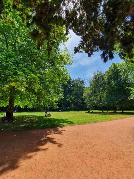 Am Stadtpark Mit Parkplatz 1Zkb 48Qm Oldenburg Eksteriør bilde